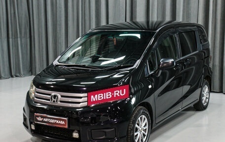 Honda Freed I, 2010 год, 875 000 рублей, 2 фотография