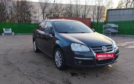 Volkswagen Jetta VII, 2008 год, 650 000 рублей, 2 фотография
