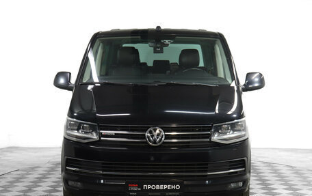 Volkswagen Multivan T6 рестайлинг, 2019 год, 3 780 000 рублей, 2 фотография
