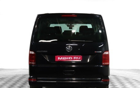 Volkswagen Multivan T6 рестайлинг, 2019 год, 3 780 000 рублей, 6 фотография