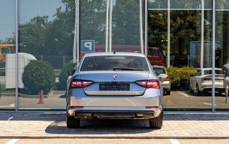 Skoda Superb III рестайлинг, 2017 год, 1 455 000 рублей, 5 фотография