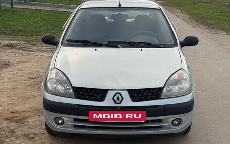 Renault Symbol I, 2004 год, 350 000 рублей, 2 фотография