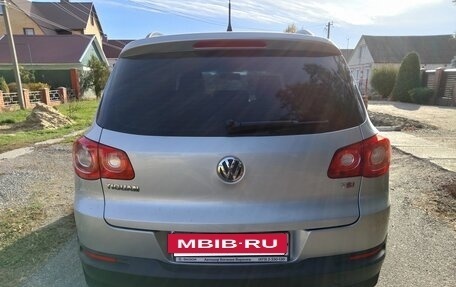 Volkswagen Tiguan I, 2010 год, 980 000 рублей, 4 фотография