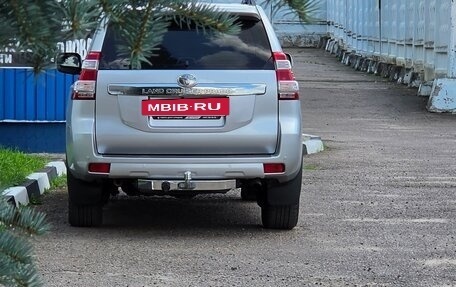 Toyota Land Cruiser Prado 150 рестайлинг, 2014 год, 3 700 000 рублей, 2 фотография