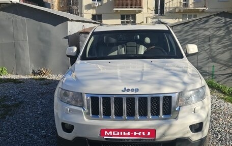 Jeep Grand Cherokee, 2012 год, 2 070 000 рублей, 2 фотография