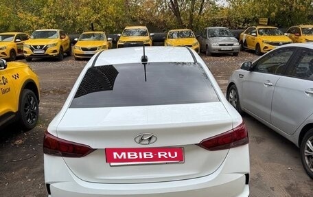Hyundai Solaris II рестайлинг, 2020 год, 950 000 рублей, 6 фотография