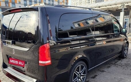 Mercedes-Benz V-Класс, 2022 год, 6 900 000 рублей, 5 фотография
