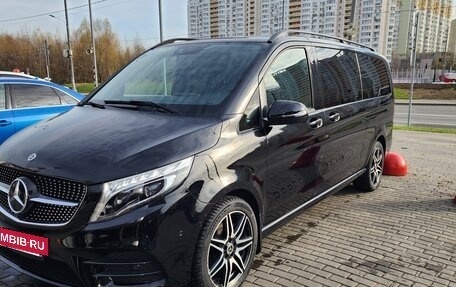 Mercedes-Benz V-Класс, 2022 год, 6 900 000 рублей, 2 фотография