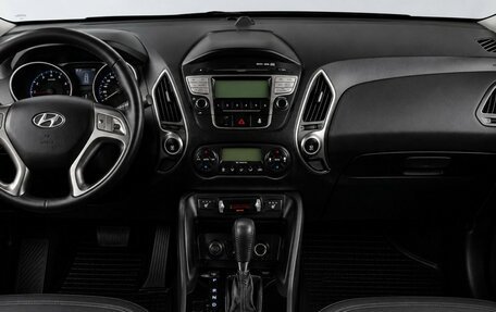 Hyundai ix35 I рестайлинг, 2010 год, 1 099 000 рублей, 11 фотография