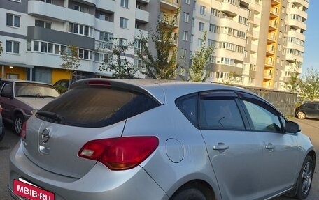 Opel Astra J, 2014 год, 685 000 рублей, 2 фотография