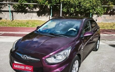 Hyundai Solaris II рестайлинг, 2011 год, 849 000 рублей, 4 фотография