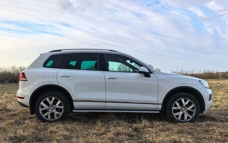 Volkswagen Touareg III, 2014 год, 2 800 000 рублей, 5 фотография
