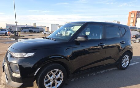 KIA Soul III, 2022 год, 2 380 000 рублей, 2 фотография