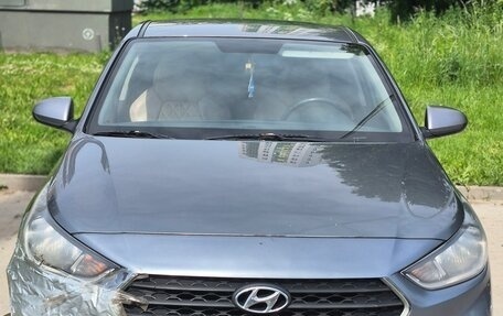 Hyundai Solaris II рестайлинг, 2018 год, 850 000 рублей, 4 фотография
