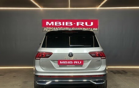 Volkswagen Tiguan II, 2022 год, 2 680 000 рублей, 5 фотография