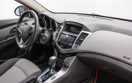 Chevrolet Cruze II, 2010 год, 490 000 рублей, 9 фотография