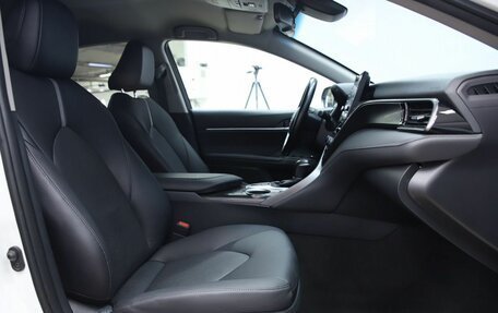 Toyota Camry, 2021 год, 3 250 000 рублей, 12 фотография