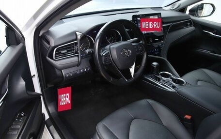 Toyota Camry, 2021 год, 3 250 000 рублей, 9 фотография