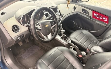 Chevrolet Cruze II, 2011 год, 510 000 рублей, 4 фотография