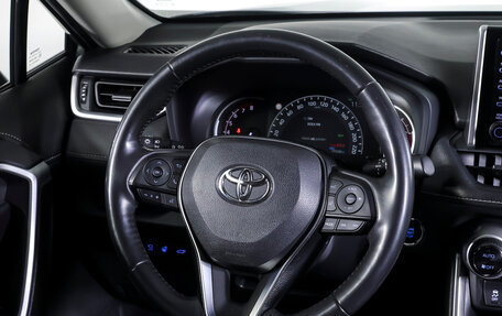 Toyota RAV4, 2020 год, 3 790 000 рублей, 13 фотография