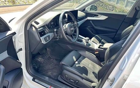 Audi A4, 2022 год, 2 900 000 рублей, 7 фотография