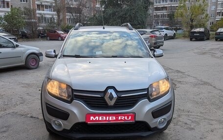 Renault Sandero II рестайлинг, 2017 год, 875 000 рублей, 1 фотография