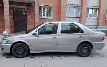 Toyota Vista V30, 2000 год, 500 000 рублей, 2 фотография