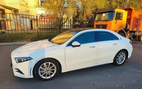 Mercedes-Benz A-Класс, 2022 год, 2 600 000 рублей, 4 фотография