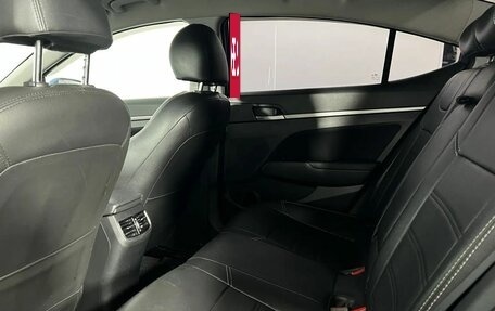 Hyundai Elantra VI, 2018 год, 1 490 000 рублей, 11 фотография