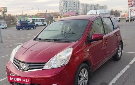 Nissan Note II рестайлинг, 2013 год, 700 000 рублей, 2 фотография