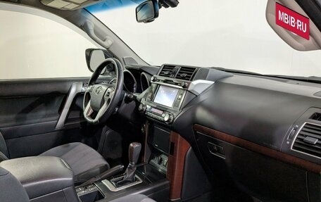 Toyota Land Cruiser Prado 150 рестайлинг, 2014 год, 4 500 000 рублей, 14 фотография