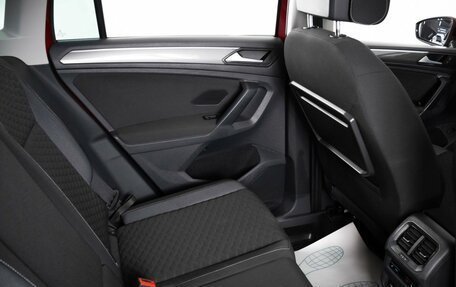 Volkswagen Tiguan II, 2018 год, 2 699 000 рублей, 11 фотография