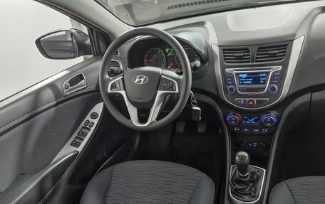 Hyundai Solaris II рестайлинг, 2016 год, 779 000 рублей, 13 фотография