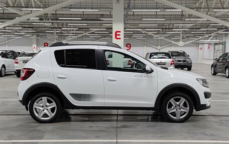 Renault Sandero II рестайлинг, 2018 год, 1 229 999 рублей, 4 фотография