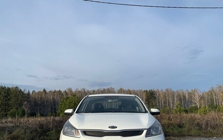 KIA Rio IV, 2017 год, 1 120 000 рублей, 3 фотография