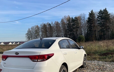KIA Rio IV, 2017 год, 1 120 000 рублей, 7 фотография