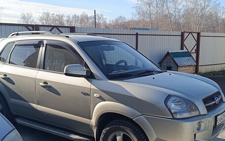 Hyundai Tucson III, 2004 год, 700 000 рублей, 8 фотография
