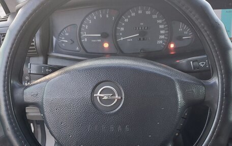 Opel Omega B, 2001 год, 170 000 рублей, 8 фотография
