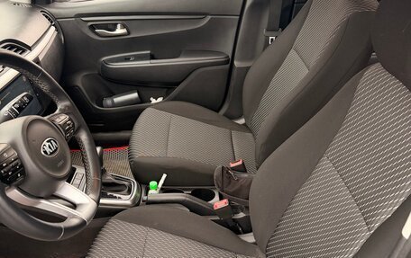 KIA Rio IV, 2020 год, 910 000 рублей, 11 фотография