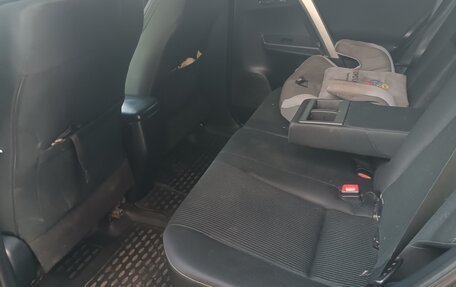 Toyota RAV4, 2015 год, 2 000 000 рублей, 9 фотография