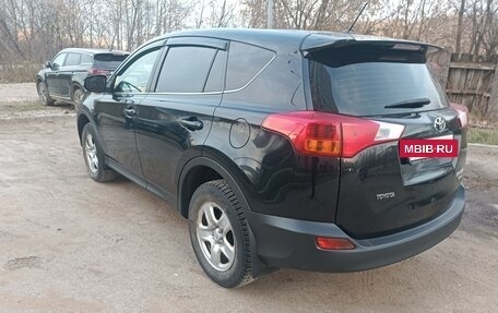 Toyota RAV4, 2015 год, 2 000 000 рублей, 5 фотография