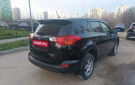 Toyota RAV4, 2015 год, 2 000 000 рублей, 3 фотография