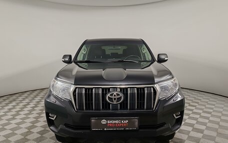 Toyota Land Cruiser Prado 150 рестайлинг, 2018 год, 3 999 000 рублей, 2 фотография
