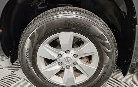 Toyota Land Cruiser Prado 150 рестайлинг, 2018 год, 3 999 000 рублей, 19 фотография