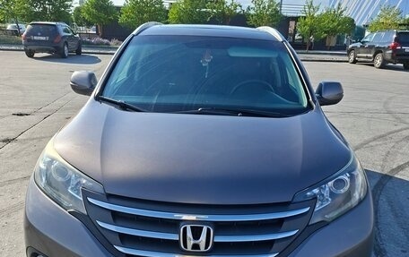 Honda CR-V IV рестайлинг, 2014 год, 2 355 000 рублей, 2 фотография
