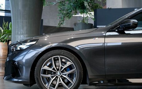 BMW 5 серия, 2024 год, 6 990 000 рублей, 5 фотография