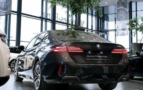 BMW 5 серия, 2024 год, 6 990 000 рублей, 11 фотография