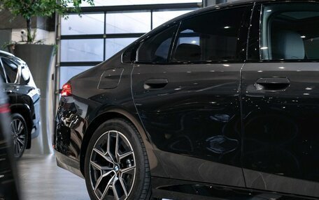 BMW 5 серия, 2024 год, 6 990 000 рублей, 16 фотография