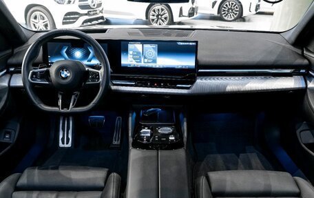 BMW 5 серия, 2024 год, 6 990 000 рублей, 36 фотография