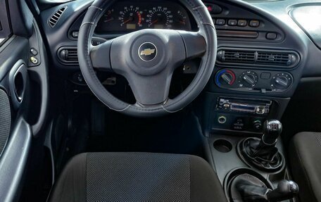 Chevrolet Niva I рестайлинг, 2012 год, 209 000 рублей, 13 фотография